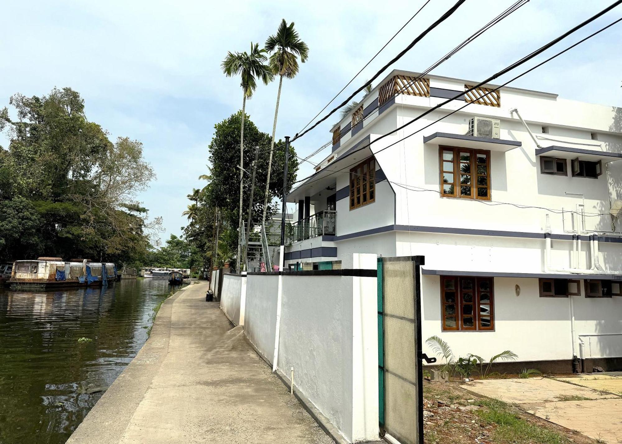 Paddy N Canal Homestay Alappuzha Exterior photo